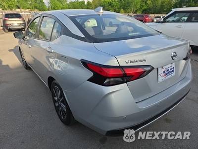 2021 Nissan Versa SV - zdjęcie 6 z 23 - miniatura