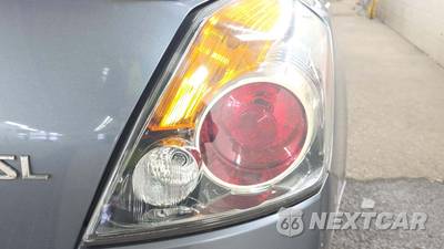 2010 Nissan Altima 2.5 SL Coupe - zdjęcie 10 z 15 - miniatura
