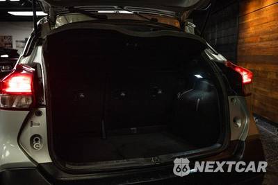 2018 Nissan Kicks SV - zdjęcie 7 z 25 - miniatura