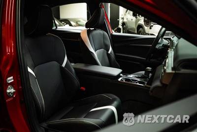2025 Toyota Camry SE - zdjęcie 14 z 29 - miniatura