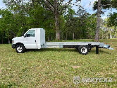 2011 Ford Super Duty E-450 Cutaway DRW - zdjęcie 4 z 18 - miniatura