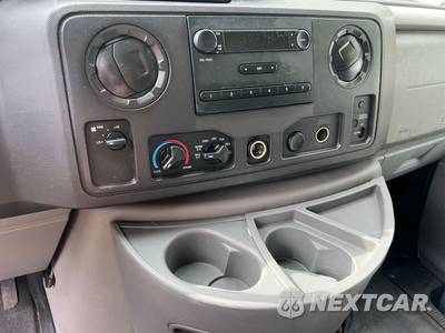 2011 Ford Super Duty E-450 Cutaway DRW - zdjęcie 11 z 18 - miniatura
