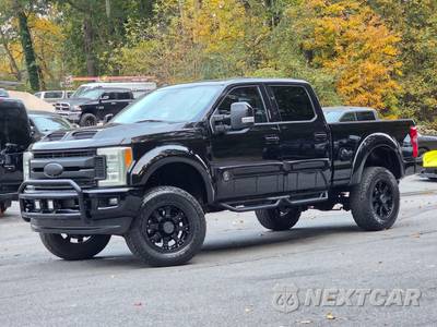 2017 Ford Super Duty F-250 Lariat Crew Cab Medium Bed