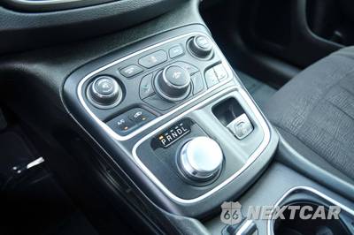2015 Chrysler 200 Limited - zdjęcie 24 z 46 - miniatura