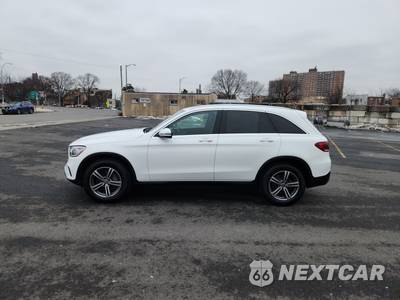 2020 Mercedes-Benz GLC 300 - zdjęcie 3 z 21 - miniatura