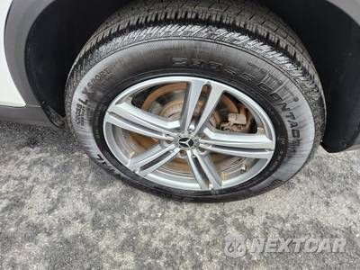2020 Mercedes-Benz GLC 300 - zdjęcie 17 z 21 - miniatura