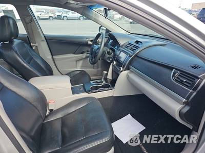 2013 Toyota Camry LE - zdjęcie 14 z 45 - miniatura