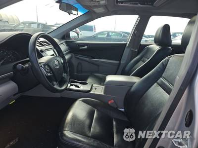 2013 Toyota Camry LE - zdjęcie 13 z 45 - miniatura