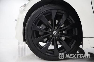 2017 Nissan Maxima SR - zdjęcie 9 z 32 - miniatura