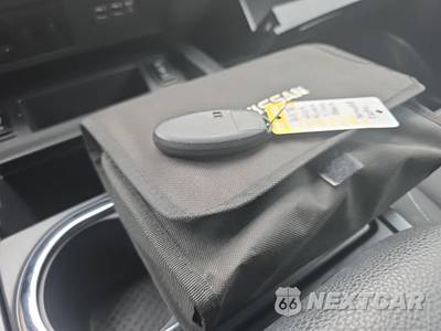 2019 Nissan TITAN XD SV Crew Cab Medium Bed - zdjęcie 26 z 28 - miniatura