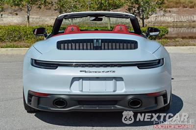 2023 Porsche 911 Carrera 4 GTS Cabriolet - zdjęcie 16 z 27 - miniatura