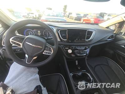 2026 Chrysler Pacifica Limited 121.6" WB - zdjęcie 11 z 26 - miniatura