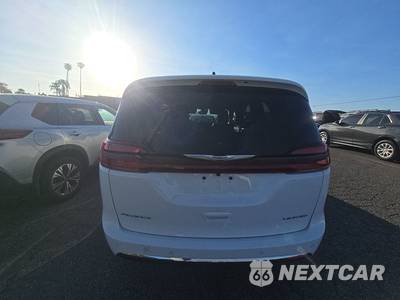 2026 Chrysler Pacifica Limited 121.6" WB - zdjęcie 5 z 26 - miniatura