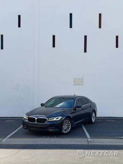2021 BMW 5 Series Sedan 530i xDrive - zdjęcie 1 z 30 - miniatura