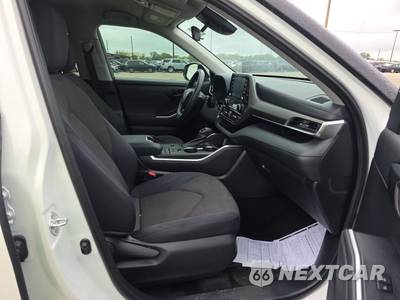 2021 Toyota Highlander L - zdjęcie 8 z 18 - miniatura