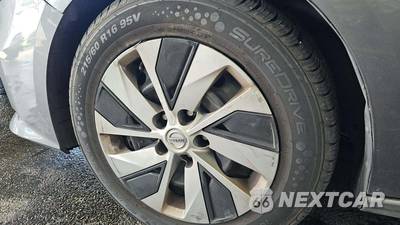 2022 Nissan Altima S - zdjęcie 4 z 9 - miniatura