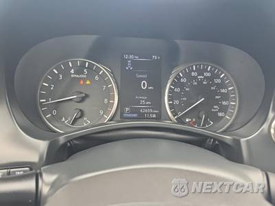 2019 INFINITI RED SPORT - zdjęcie 15 z 24 - miniatura