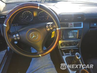 2006 Mercedes-Benz C 230 - zdjęcie 11 z 18 - miniatura