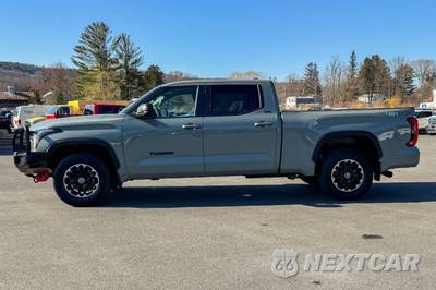 2024 Toyota Tundra SR5 Crew Cab Medium Bed - zdjęcie 6 z 42 - miniatura