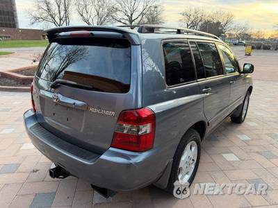 2005 Toyota Highlander Limited w/3rd Row - zdjęcie 8 z 86 - miniatura
