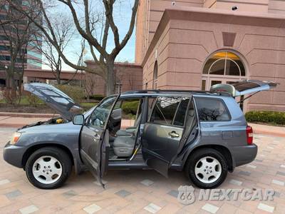 2005 Toyota Highlander Limited w/3rd Row - zdjęcie 10 z 86 - miniatura