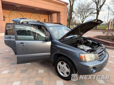 2005 Toyota Highlander Limited w/3rd Row - zdjęcie 16 z 86 - miniatura