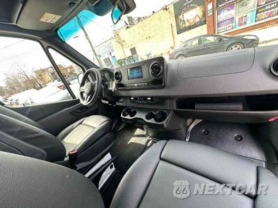 2024 Mercedes-Benz Sprinter 2500 Cargo Van High Roof 170.0" WB - zdjęcie 18 z 30 - miniatura