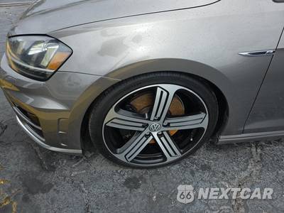2015 Volkswagen Golf R Hatchback - zdjęcie 8 z 21 - miniatura