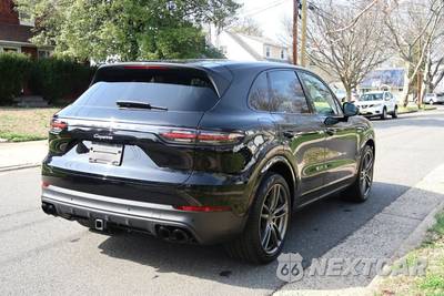 2021 Porsche Cayenne E-Hybrid - zdjęcie 6 z 55 - miniatura