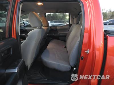 2017 Toyota Tacoma SR5 Crew Cab Medium Bed - zdjęcie 13 z 32 - miniatura