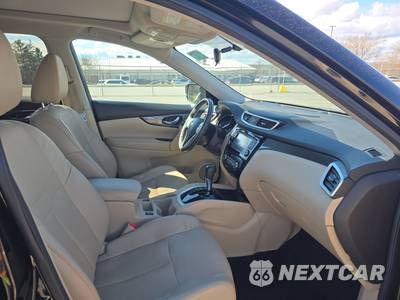 2016 Nissan Rogue SL - zdjęcie 8 z 21 - miniatura