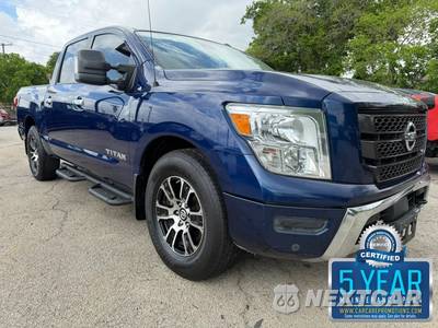 2021 Nissan TITAN SV Crew Cab Short Bed
