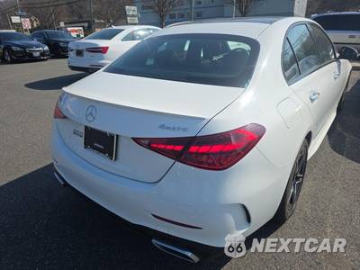 2022 Mercedes-Benz C 300 4MATIC Sedan - zdjęcie 4 z 26 - miniatura