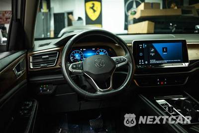 2025 Volkswagen Atlas 2.0T SE w/Technology - zdjęcie 18 z 30 - miniatura