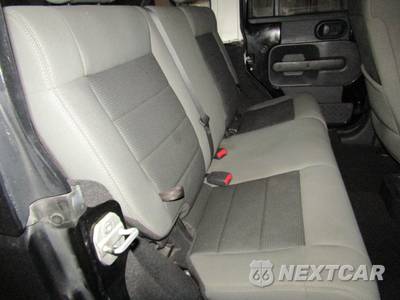 2010 Jeep Wrangler Unlimited Rubicon - zdjęcie 15 z 19 - miniatura