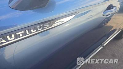 2019 Lincoln Nautilus Select - zdjęcie 20 z 28 - miniatura