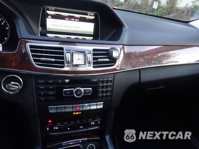 2014 Mercedes-Benz E 350 4MATIC Sedan - zdjęcie 58 z 76 - miniatura
