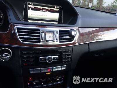 2014 Mercedes-Benz E 350 4MATIC Sedan - zdjęcie 60 z 76 - miniatura