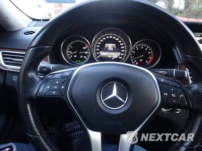 2014 Mercedes-Benz E 350 4MATIC Sedan - zdjęcie 61 z 76 - miniatura