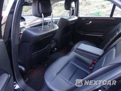 2014 Mercedes-Benz E 350 4MATIC Sedan - zdjęcie 69 z 76 - miniatura
