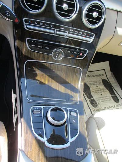 2018 Mercedes-Benz C 300 Sedan - zdjęcie 12 z 22 - miniatura