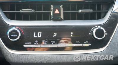 2021 Toyota Corolla LE Sedan - zdjęcie 30 z 38 - miniatura