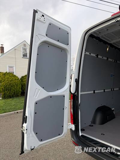 2022 Mercedes-Benz Sprinter 2500 Cargo Van 144.0" WB - zdjęcie 19 z 25 - miniatura