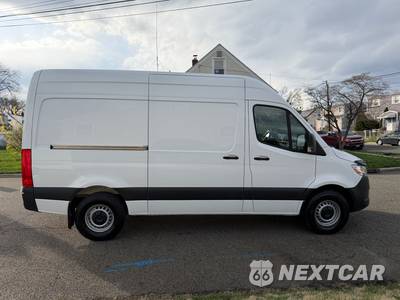 2022 Mercedes-Benz Sprinter 2500 Cargo Van 144.0" WB - zdjęcie 8 z 25 - miniatura