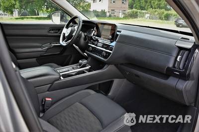 2024 Nissan Pathfinder SV - zdjęcie 15 z 21 - miniatura