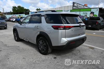 2024 Nissan Pathfinder SV - zdjęcie 3 z 21 - miniatura