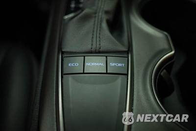 2023 Toyota Camry SE - zdjęcie 23 z 30 - miniatura