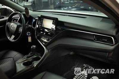 2023 Toyota Camry SE - zdjęcie 14 z 30 - miniatura