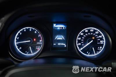 2023 Toyota Camry SE - zdjęcie 19 z 30 - miniatura