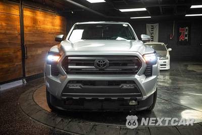 2025 Toyota Tacoma SR5 Crew Cab Medium Bed - zdjęcie 4 z 26 - miniatura